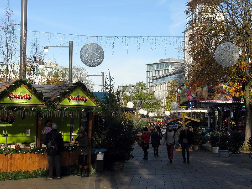Weihnachtsmarkt am Predigertor und Rotteckring, Predigertor und Rotteckring, zwischen Altstadt und Colombipark