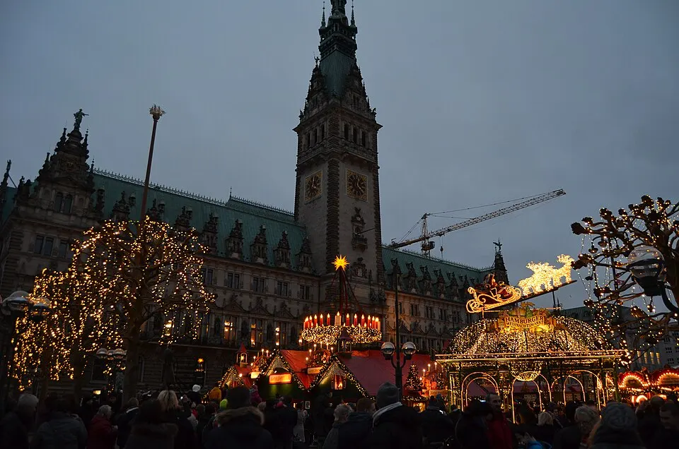 Historischer Weihnachtsmarkt auf dem Rathausmarkt, Hamburg